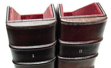 Skórzany segregator pudło